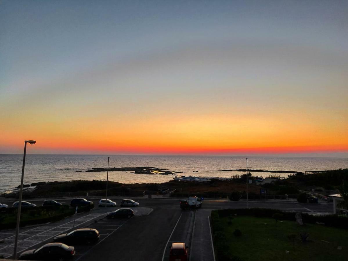Bilocale Punta Rosa - Fronte Spiaggia Otranto Zewnętrze zdjęcie