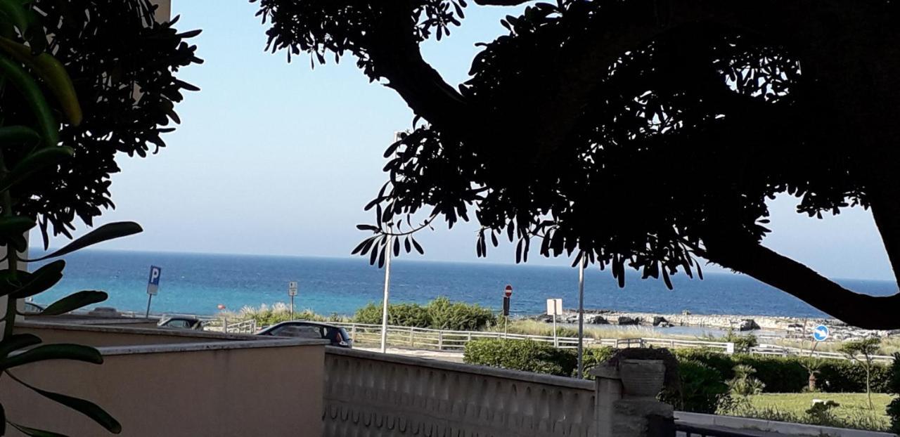 Bilocale Punta Rosa - Fronte Spiaggia Otranto Zewnętrze zdjęcie